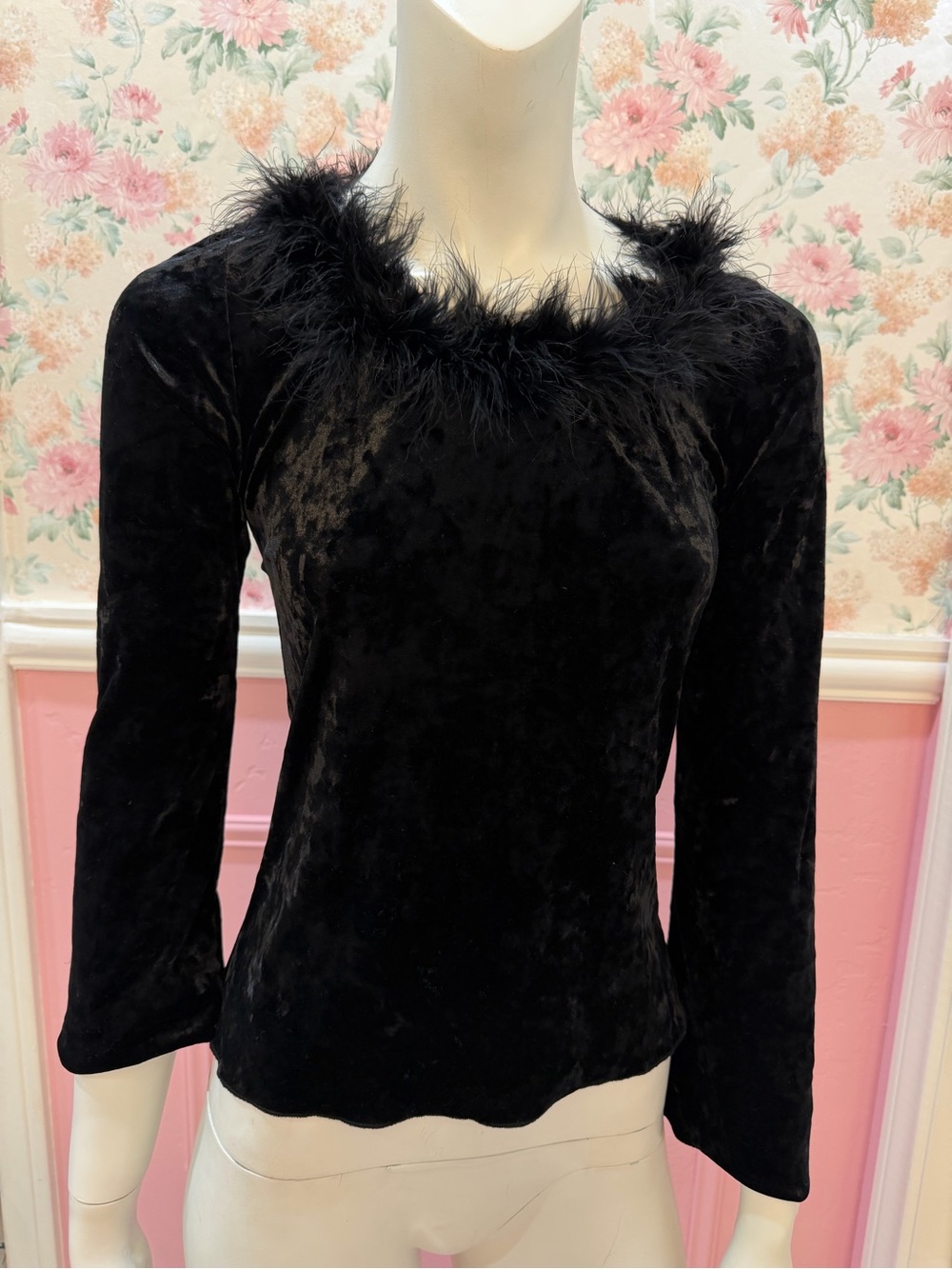 Y2k Black Velvet Feather-Trim Long-Sleeve Top